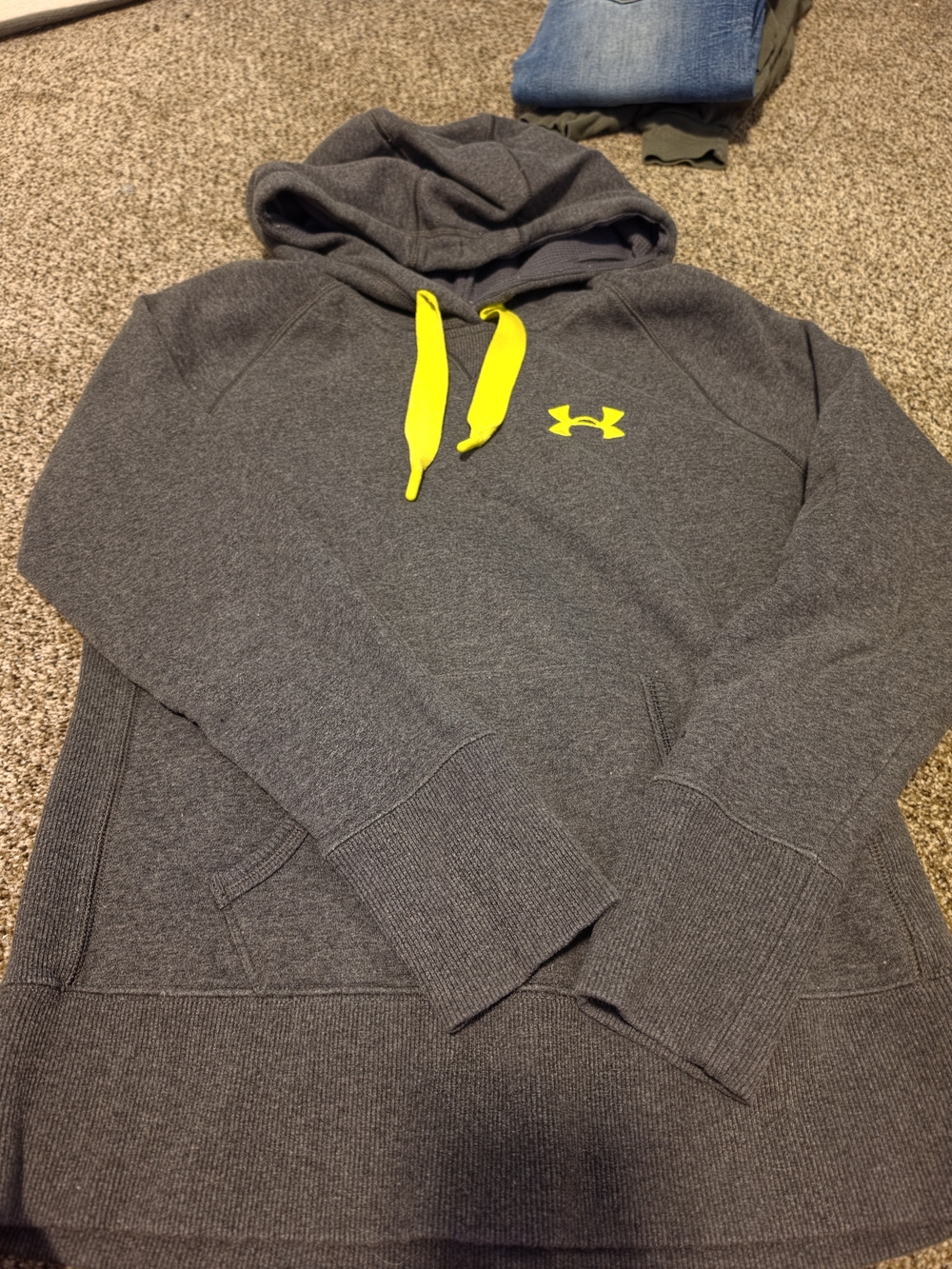 Under Armour Women's Charcoal Gray Pullover Hoodie with Neon Yellow Accents